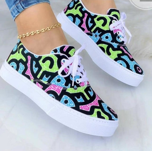 Graffiti Women Sneaker